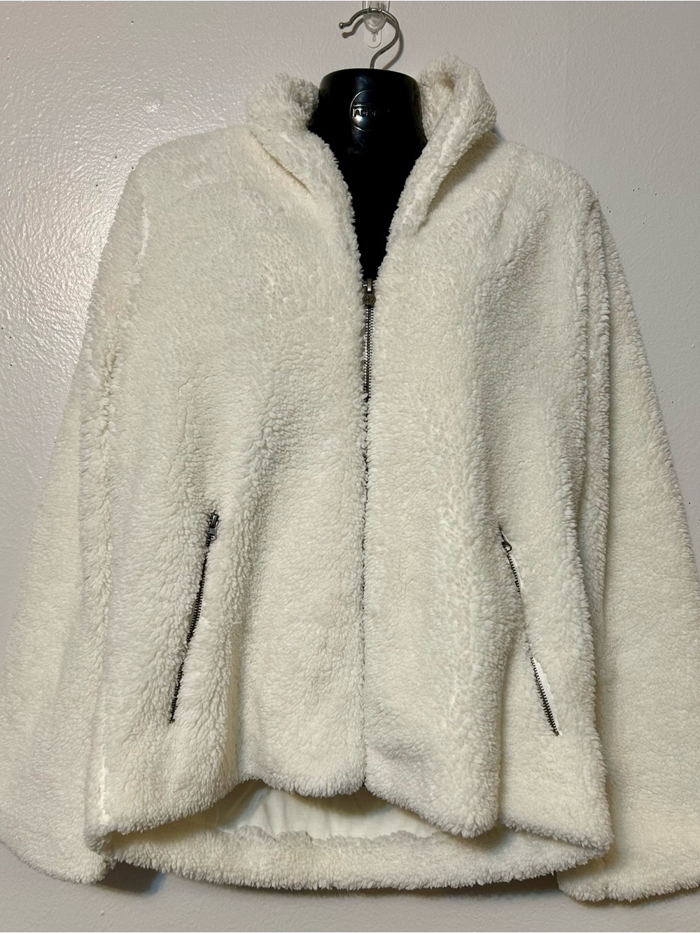 GAIAM Off-White Plush Sherpa Zip-Up Jacket